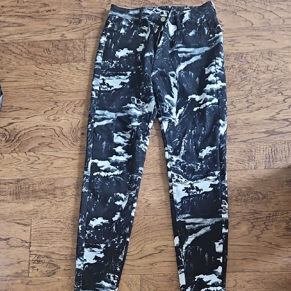 High Rise Black and White Women Jeans